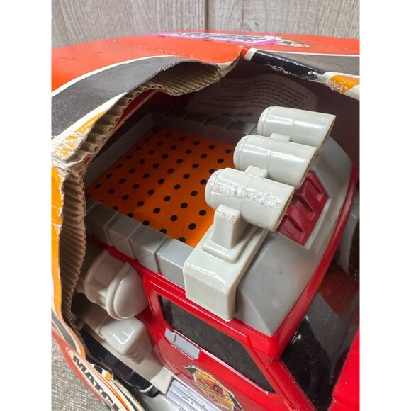 Vintage 2000 Matchbox Rescue Net Map N Go! Fire Truck You Draw It Drives - Picture 6 of 6